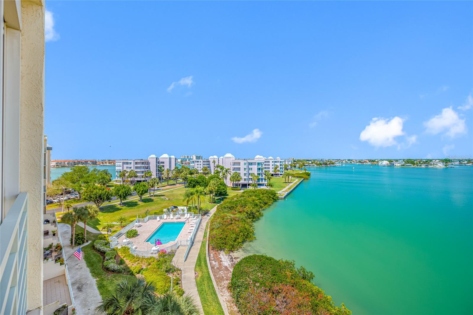 Image 33 of 42 For 7979 Sailboat Key Boulevard S 508