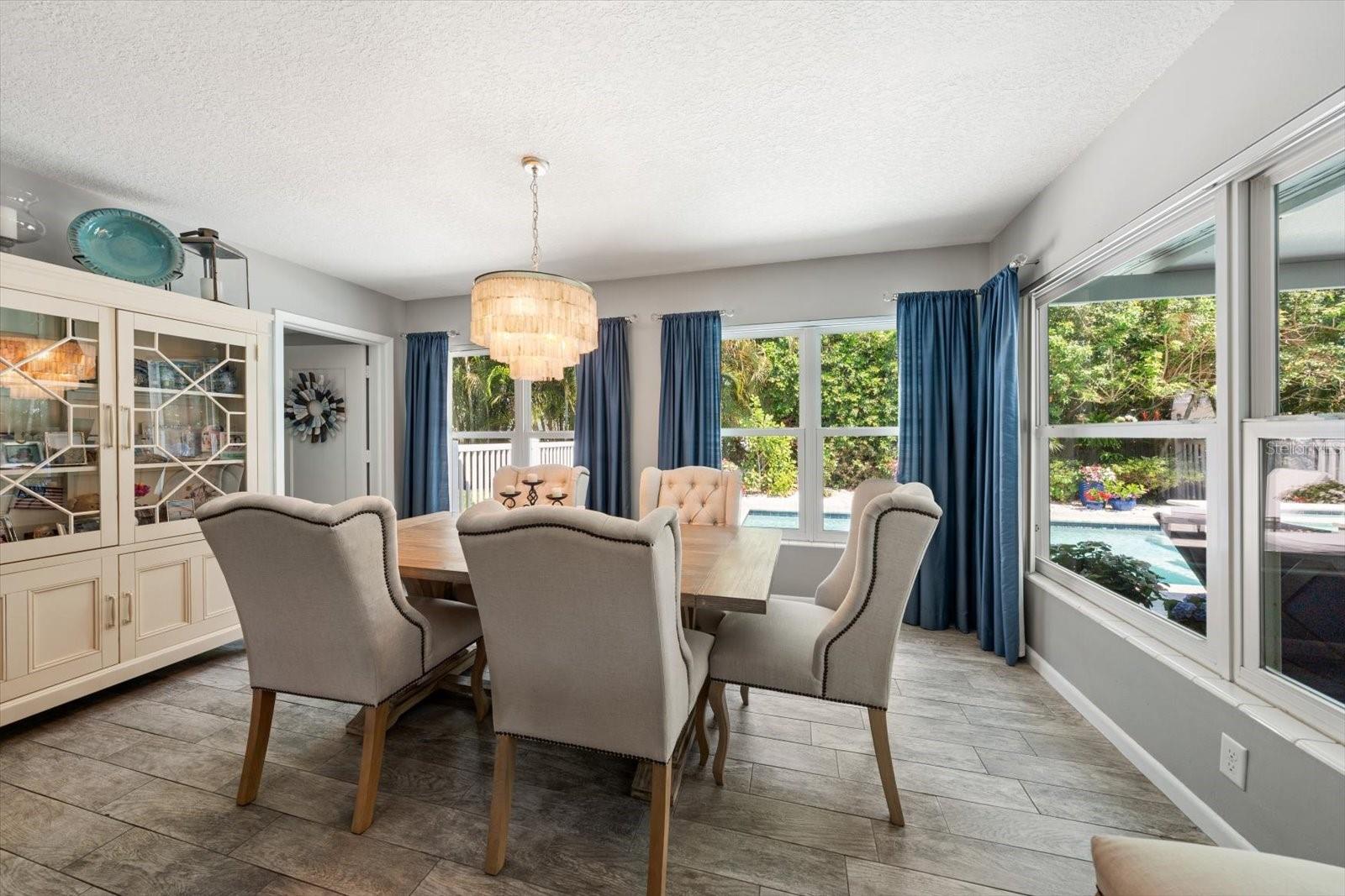 Image 16 of 59 For 1729 Laurie Lane