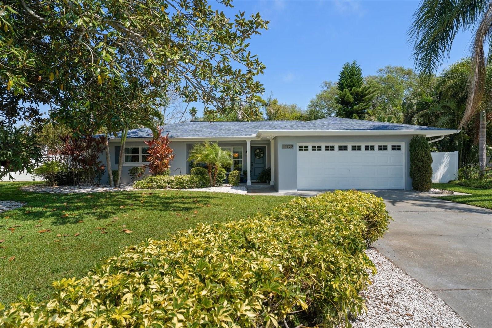 Image 2 of 59 For 1729 Laurie Lane