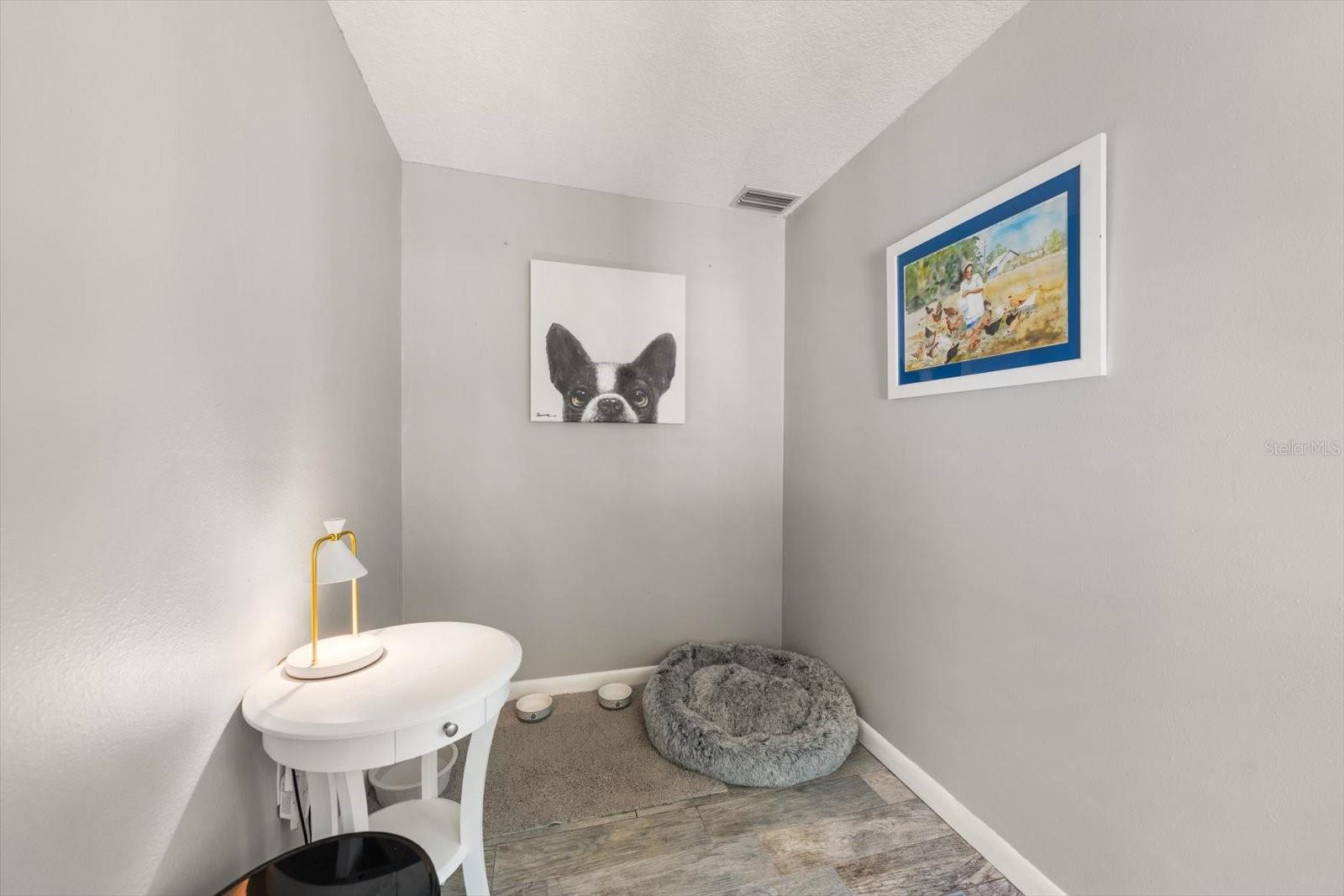 Image 34 of 59 For 1729 Laurie Lane