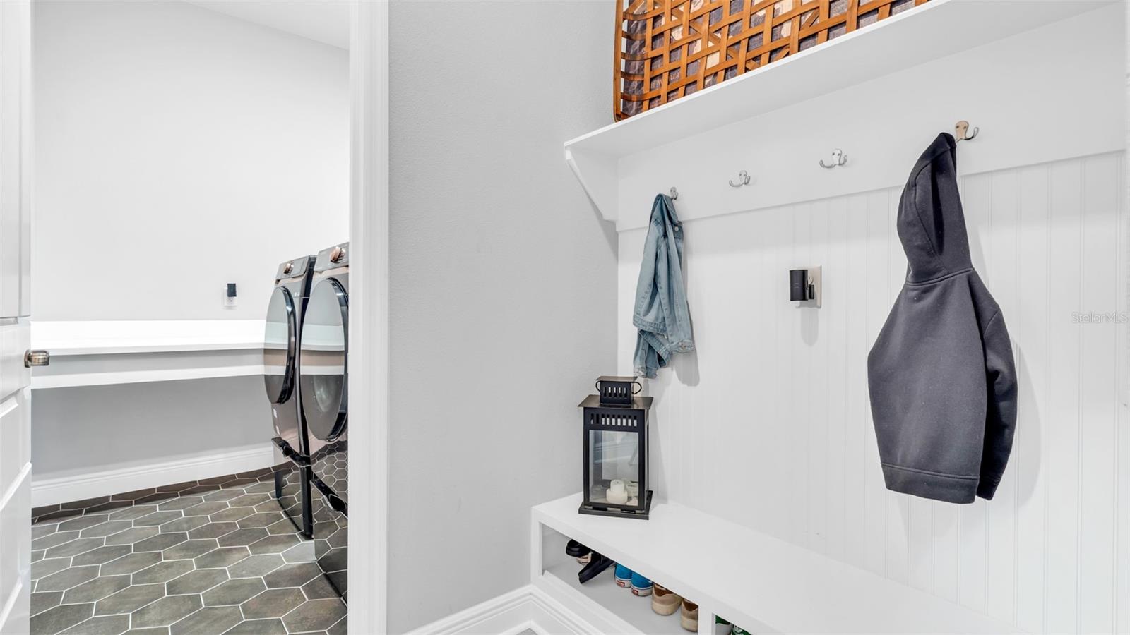 Image 11 of 49 For 12903 Oak Street