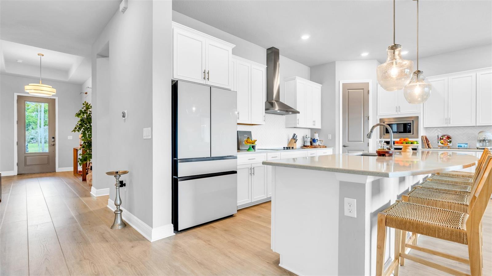 Image 14 of 49 For 12903 Oak Street