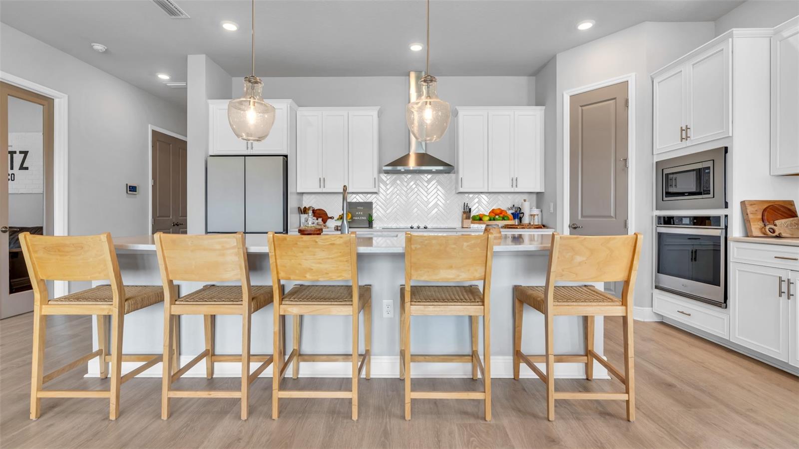 Image 21 of 49 For 12903 Oak Street