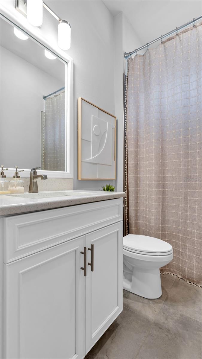 Image 31 of 49 For 12903 Oak Street