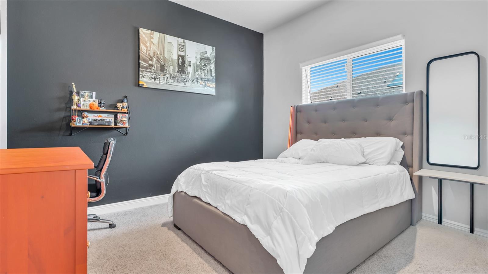 Image 32 of 49 For 12903 Oak Street