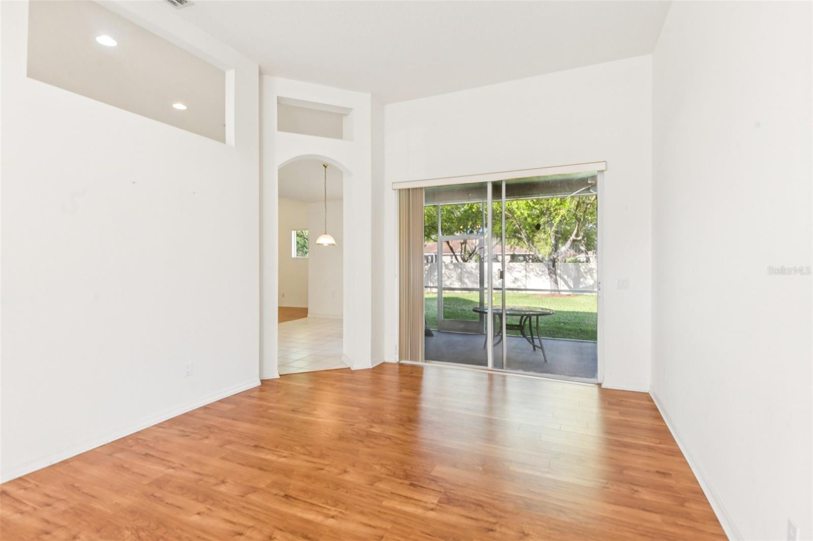 Image 12 of 37 For 18108 Kennesaw Court