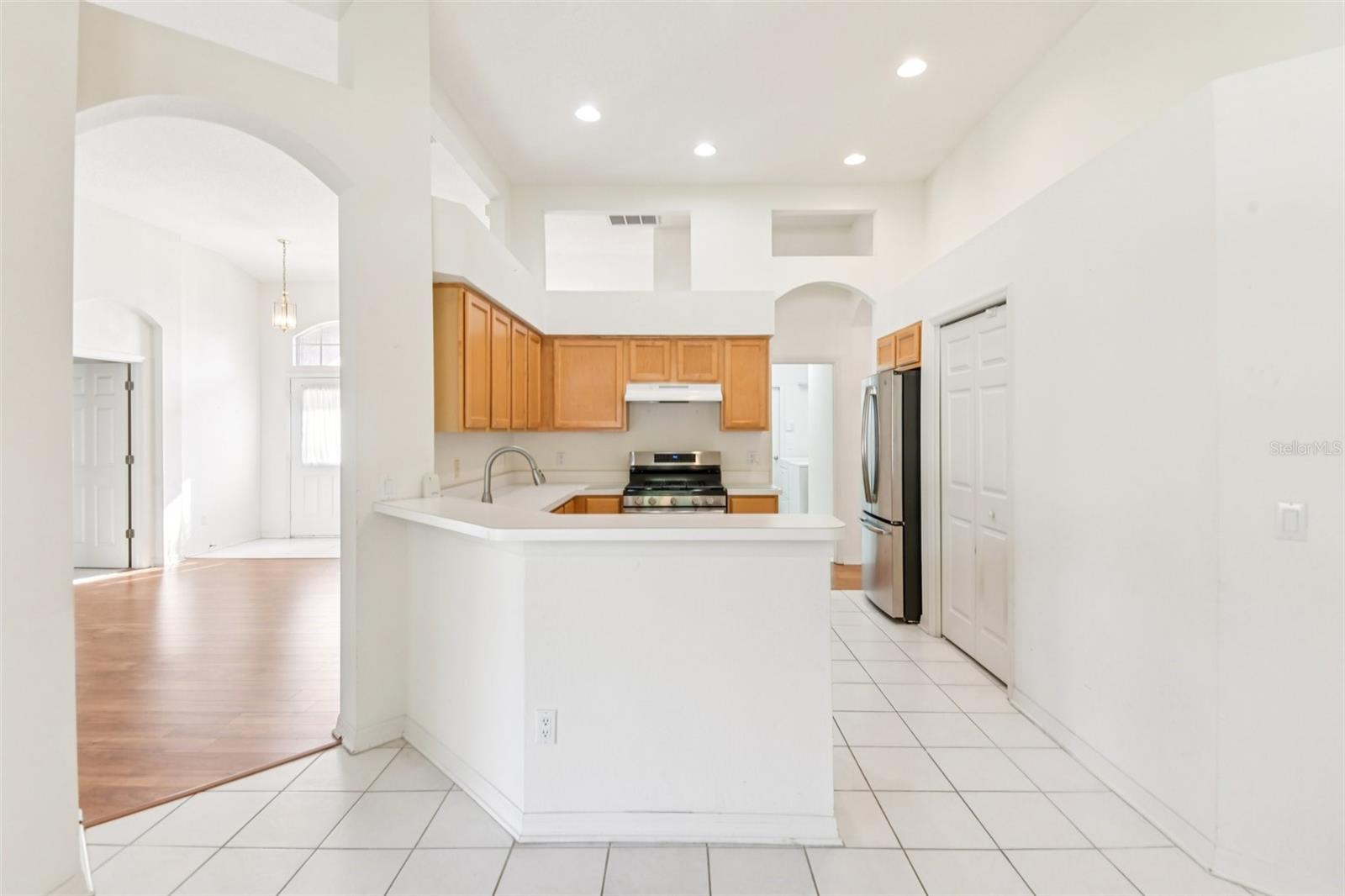 Image 13 of 37 For 18108 Kennesaw Court