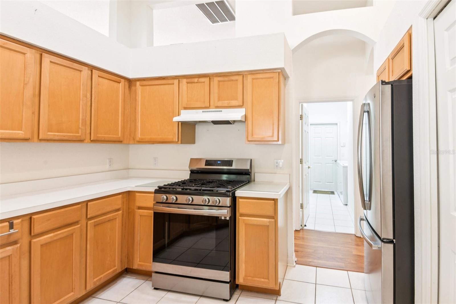 Image 14 of 37 For 18108 Kennesaw Court