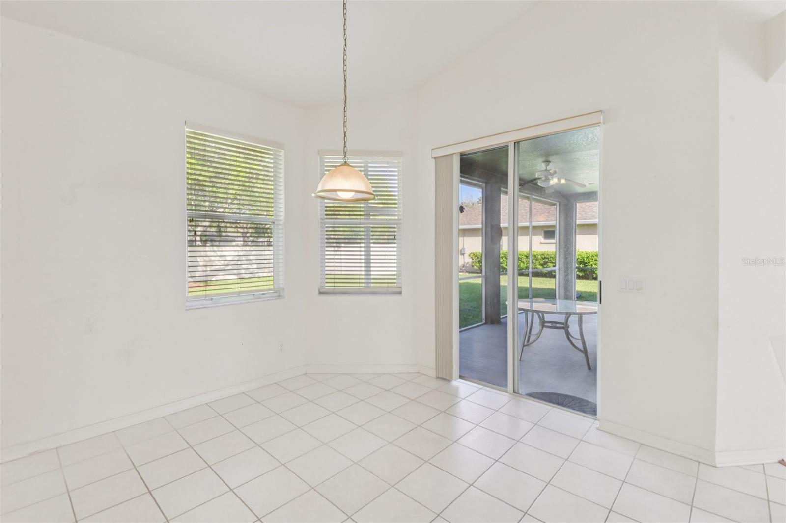 Image 16 of 37 For 18108 Kennesaw Court