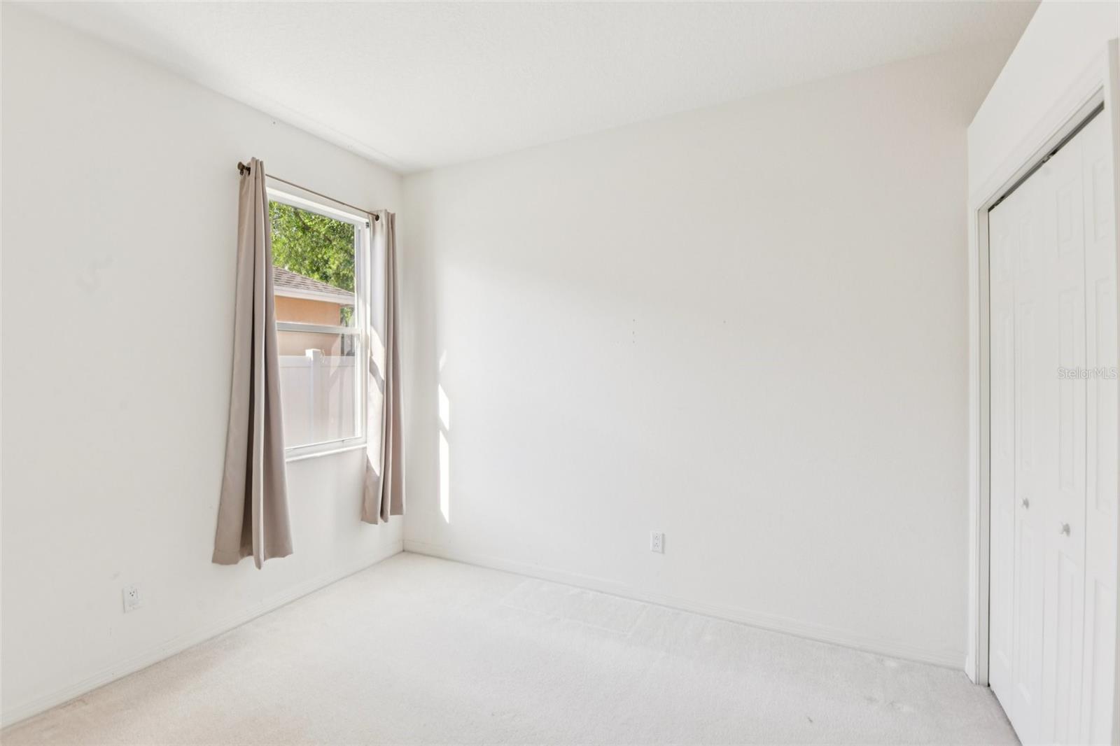 Image 20 of 37 For 18108 Kennesaw Court