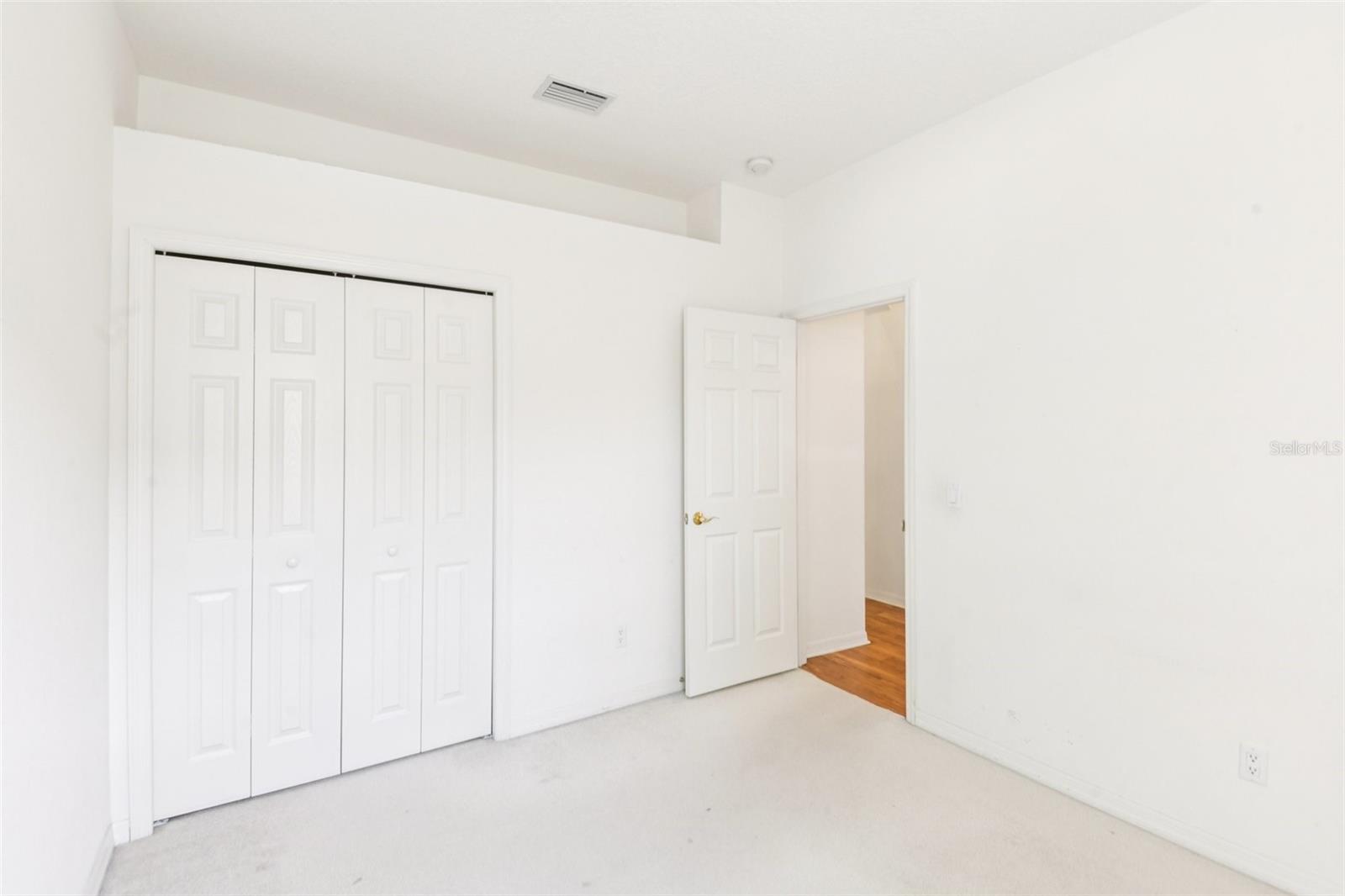 Image 21 of 37 For 18108 Kennesaw Court