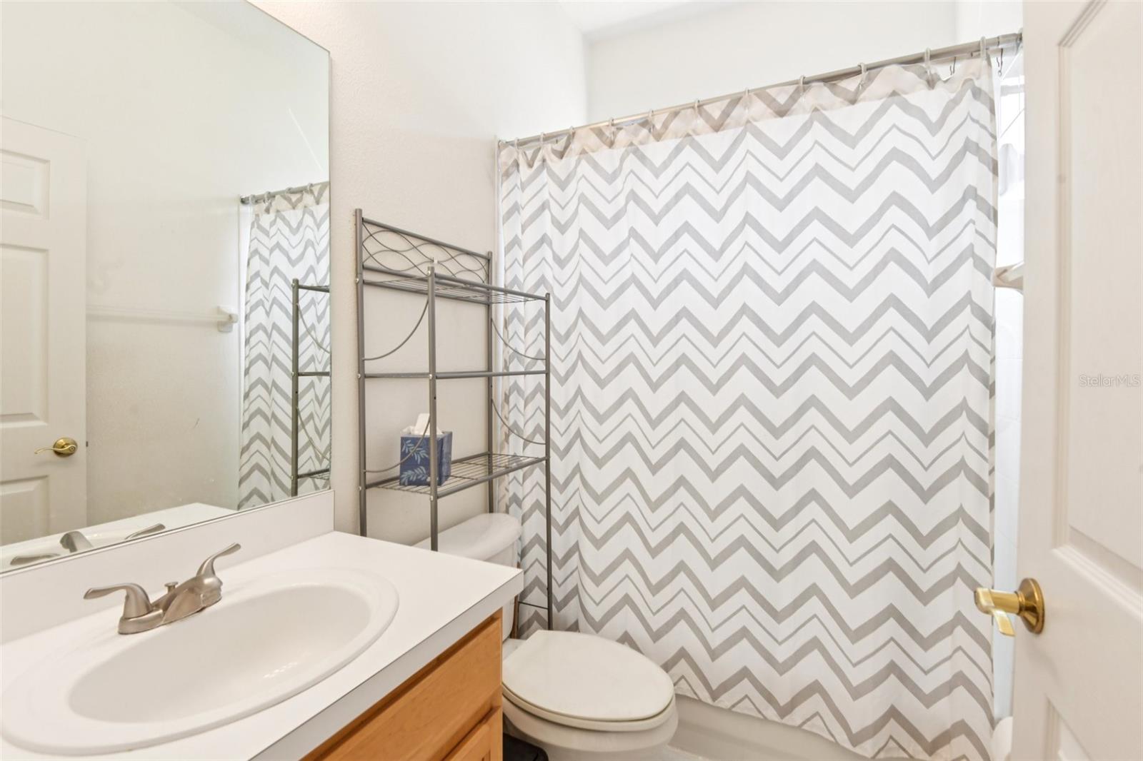 Image 22 of 37 For 18108 Kennesaw Court