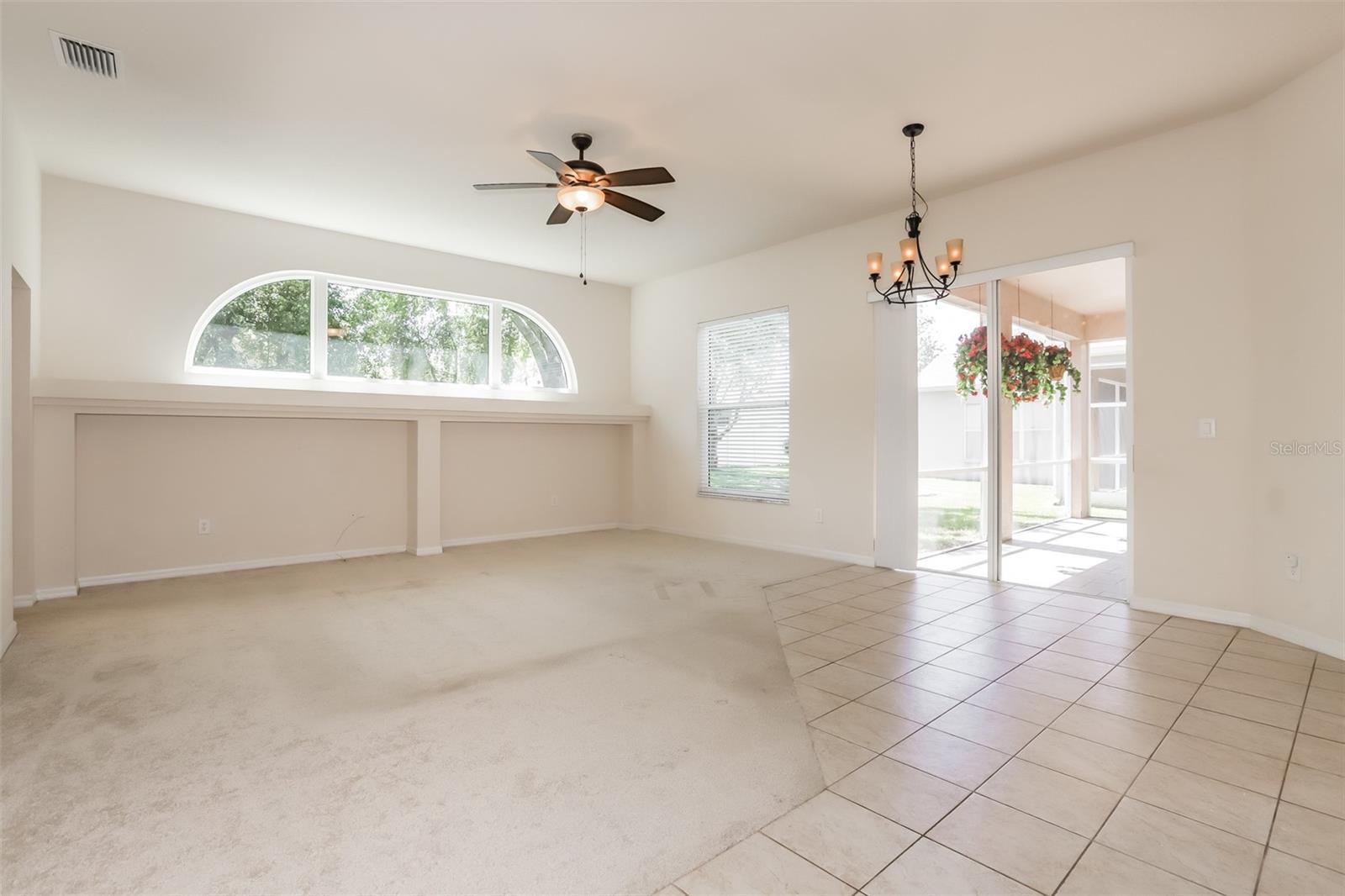 Image 7 of 14 For 1007 Sweet Breeze Drive