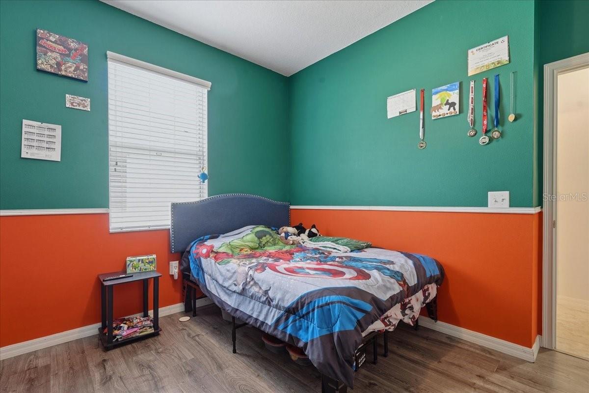 Listing photo id 24 for 3839 Grecko Drive