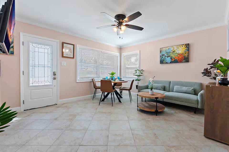 Listing photo id 24 for 724 Gulf Boulevard