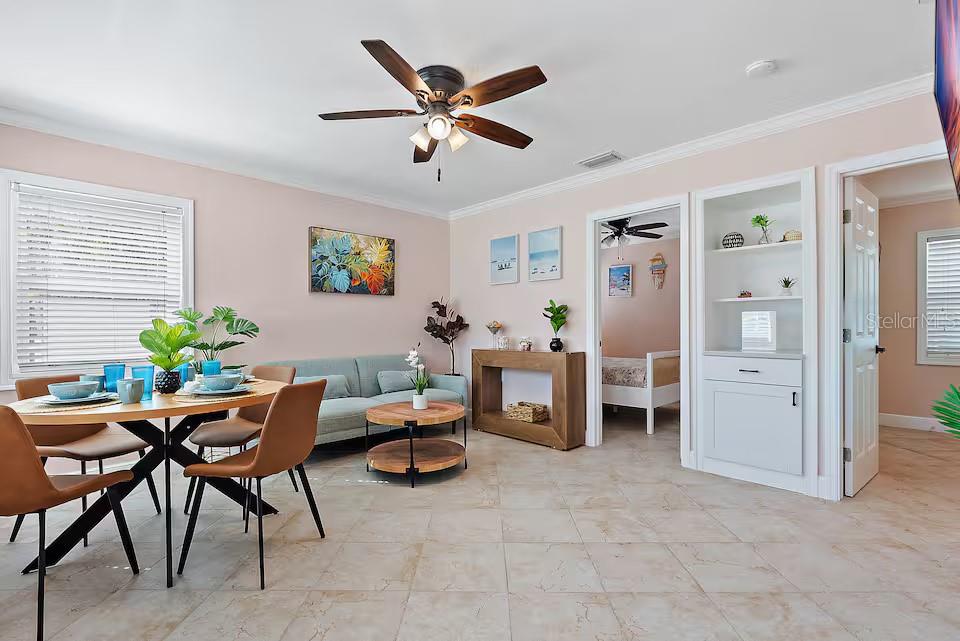 Listing photo id 25 for 724 Gulf Boulevard