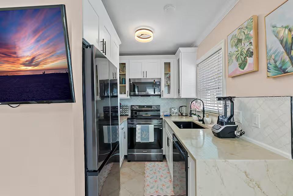 Listing photo id 26 for 724 Gulf Boulevard