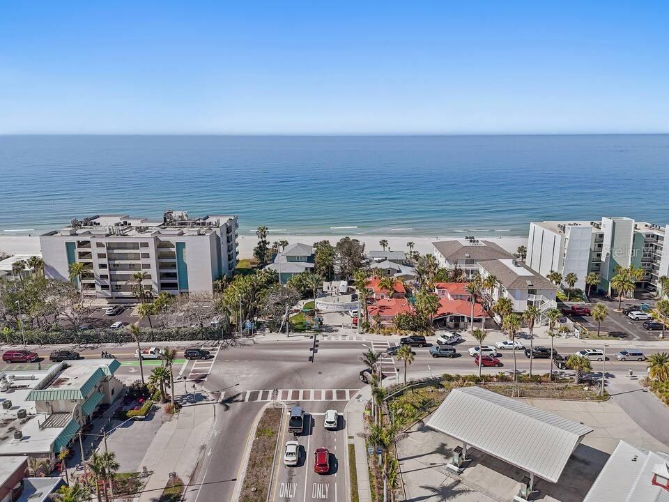 Listing photo id 53 for 724 Gulf Boulevard