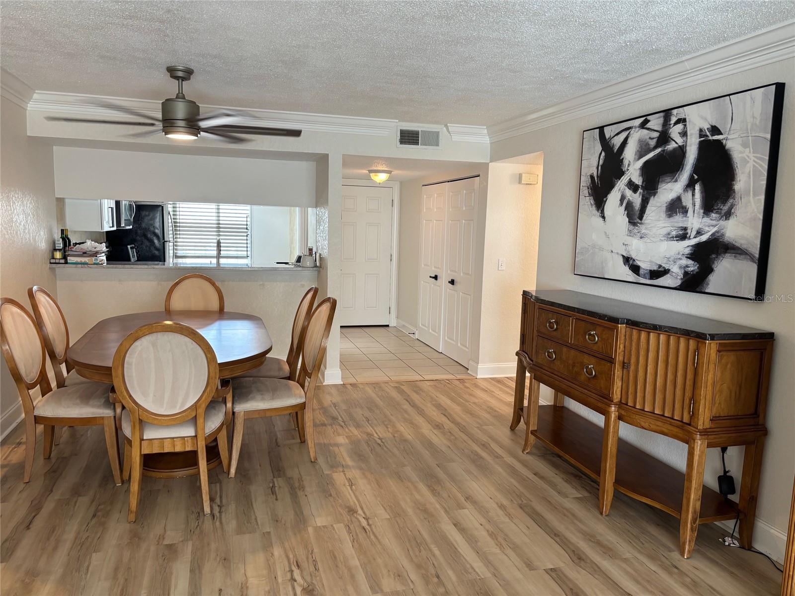 Image 4 of 43 For 121 Island Way 331