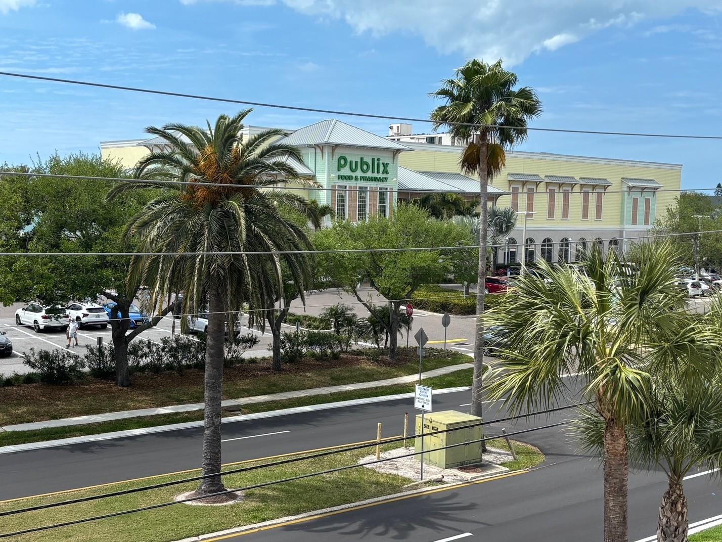 Image 40 of 43 For 121 Island Way 331