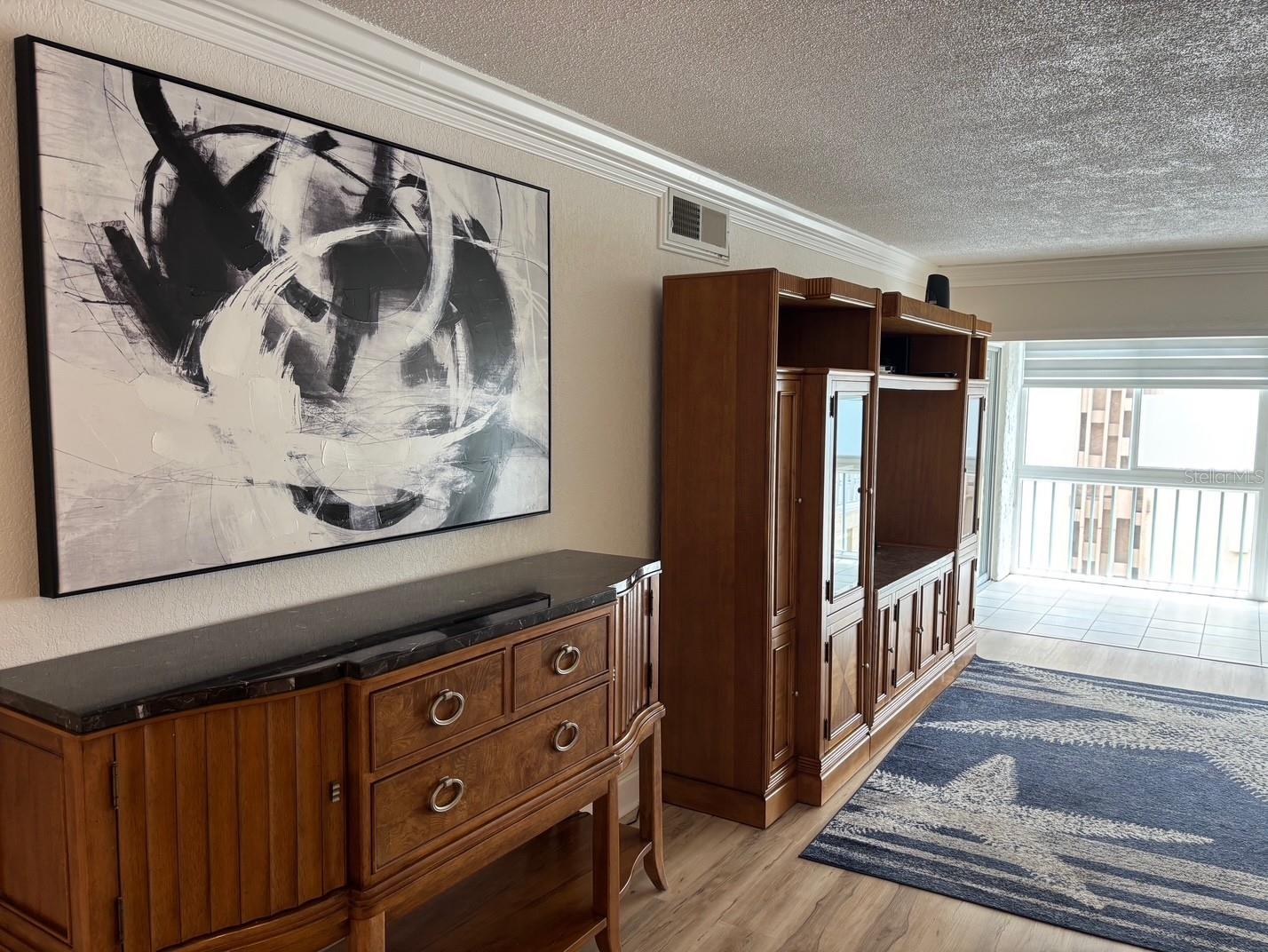 Image 5 of 43 For 121 Island Way 331