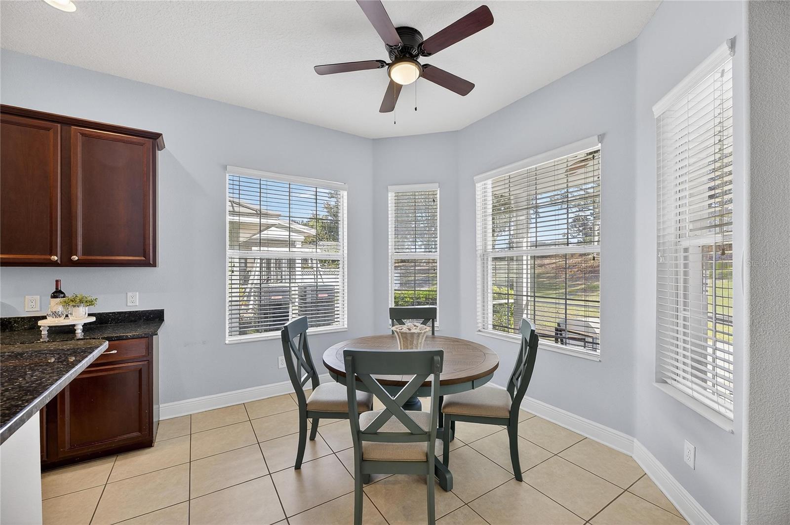 Image 27 of 100 For 410 Manns Harbor Drive