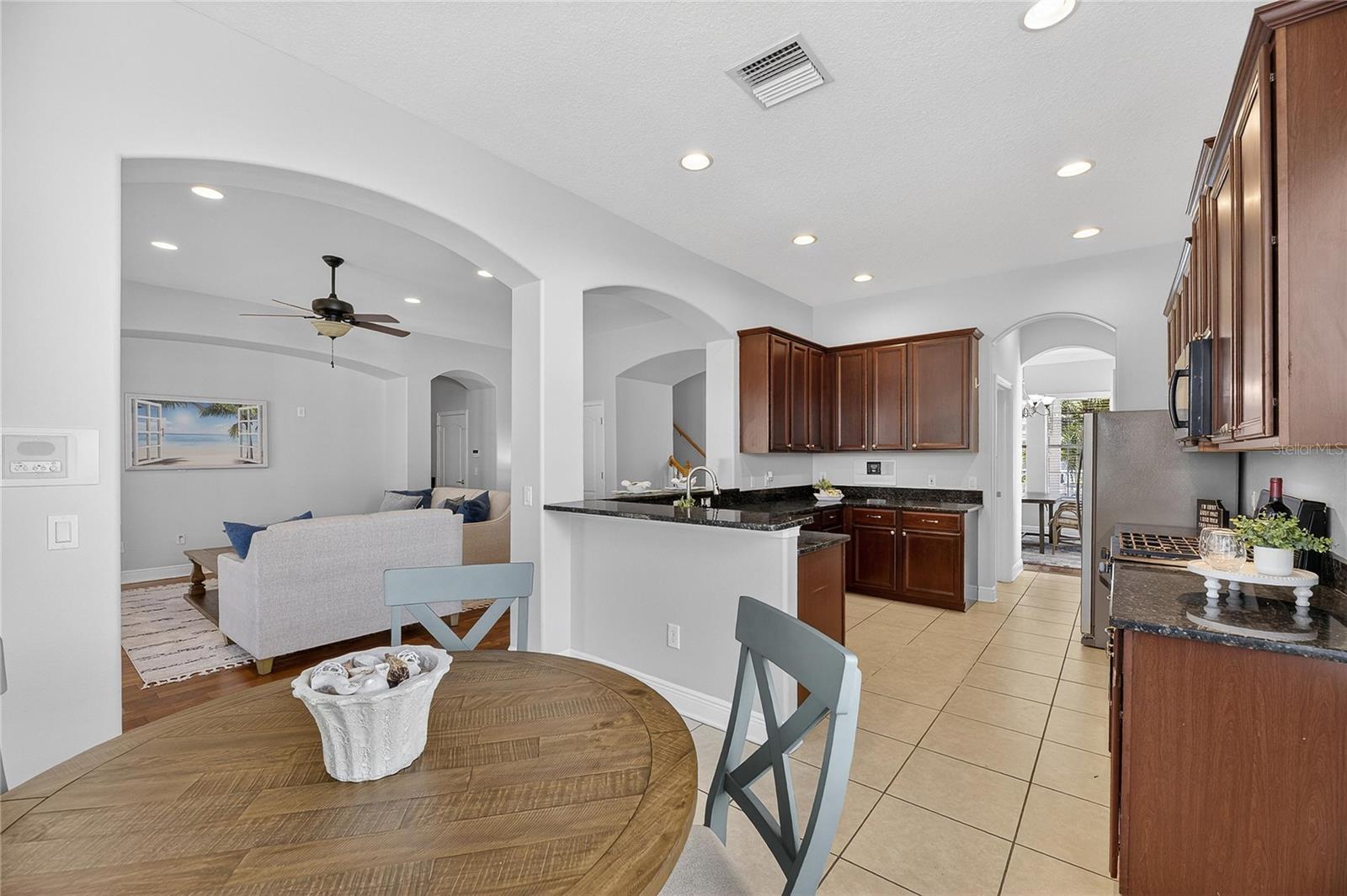 Image 28 of 100 For 410 Manns Harbor Drive