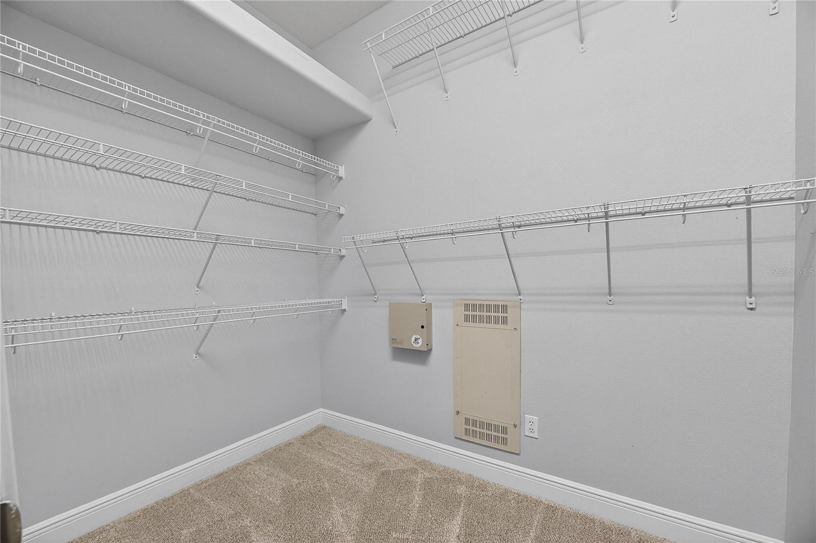 Image 38 of 100 For 410 Manns Harbor Drive