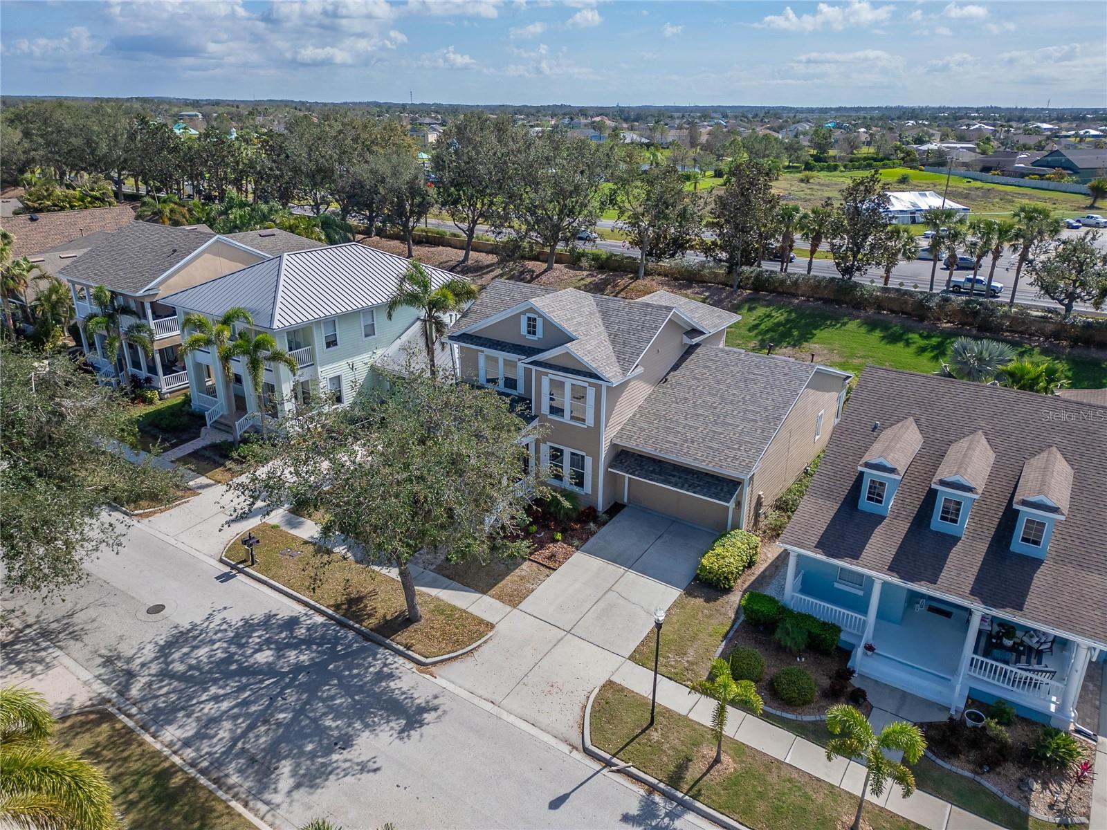 Image 76 of 100 For 410 Manns Harbor Drive