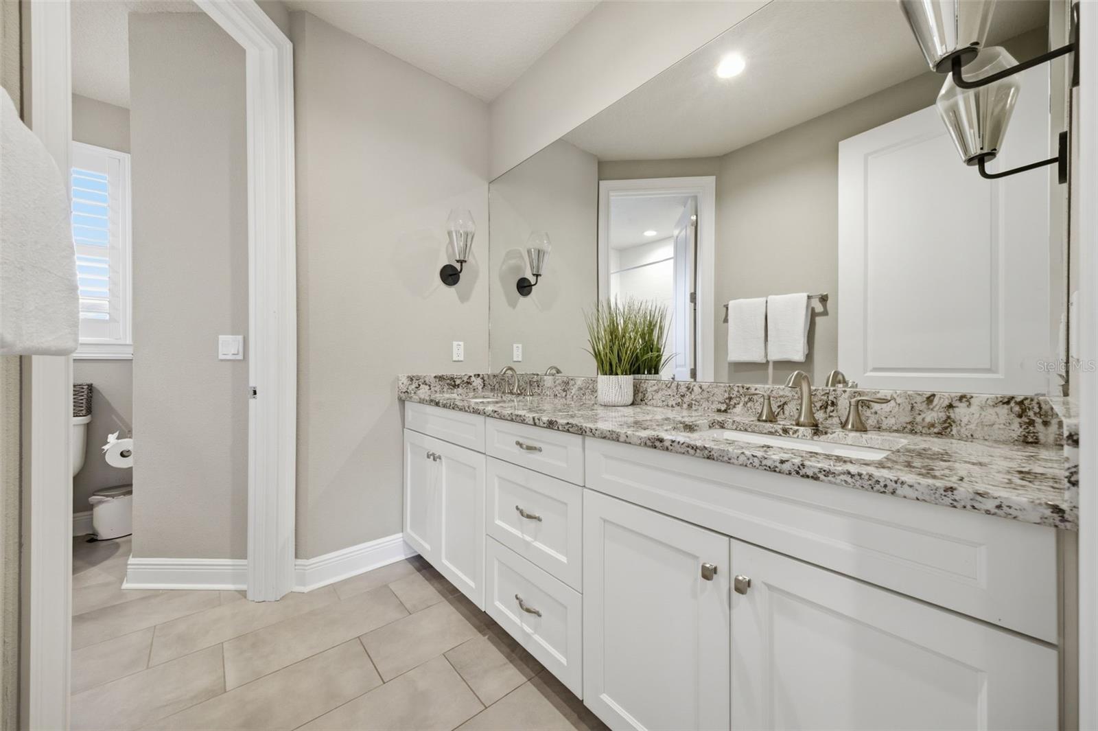 Image 32 of 55 For 19118 Magnolia Farms Lane