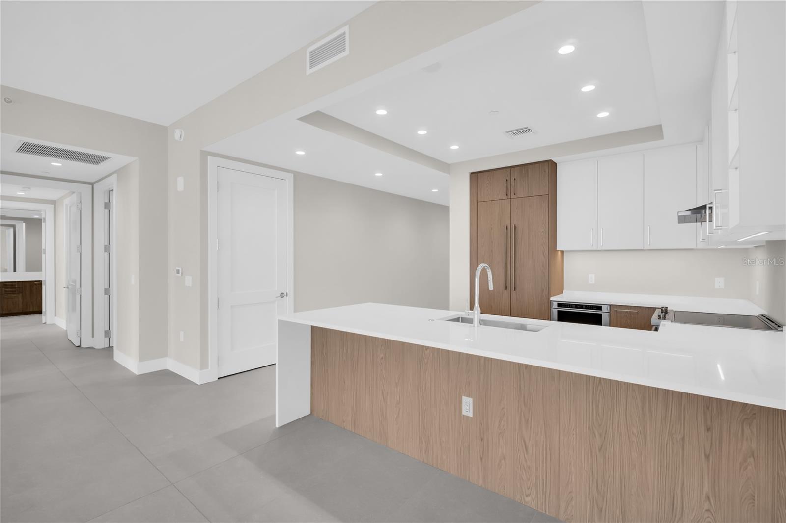 Image 16 of 91 For 275 1st Avenue S 3704