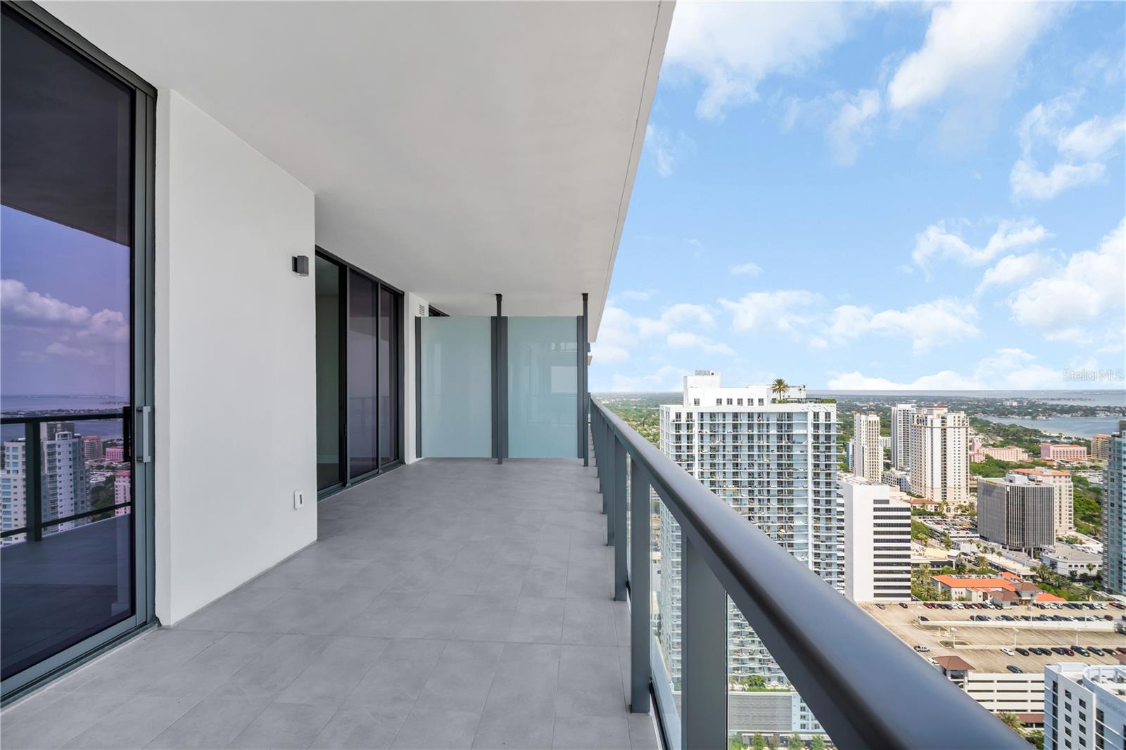 Image 26 of 91 For 275 1st Avenue S 3704