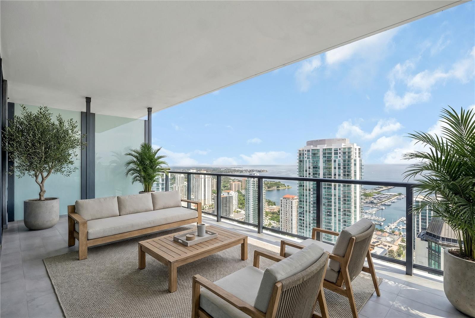 Image 3 of 91 For 275 1st Avenue S 3704