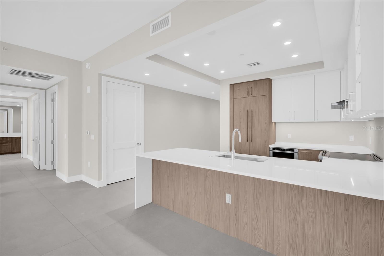 Image 53 of 91 For 275 1st Avenue S 3704