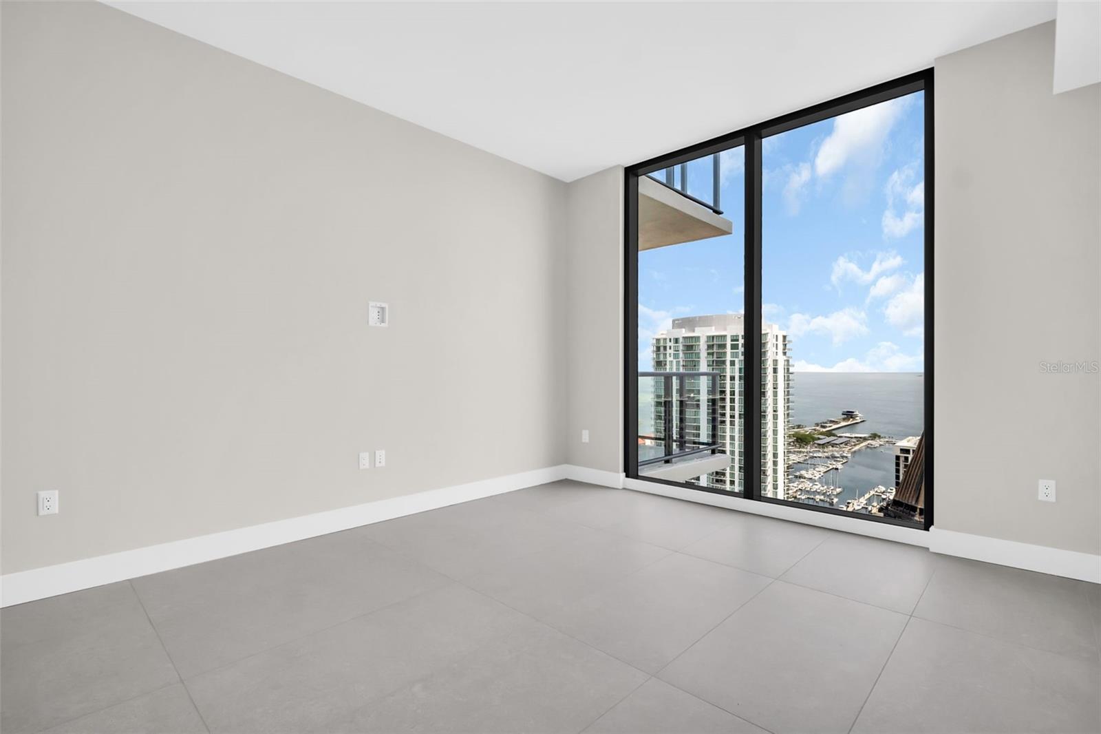 Image 76 of 91 For 275 1st Avenue S 3704