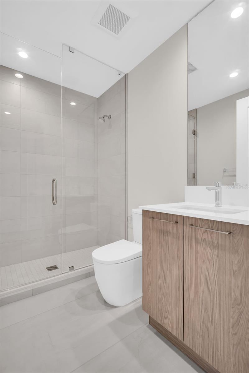 Image 78 of 91 For 275 1st Avenue S 3704