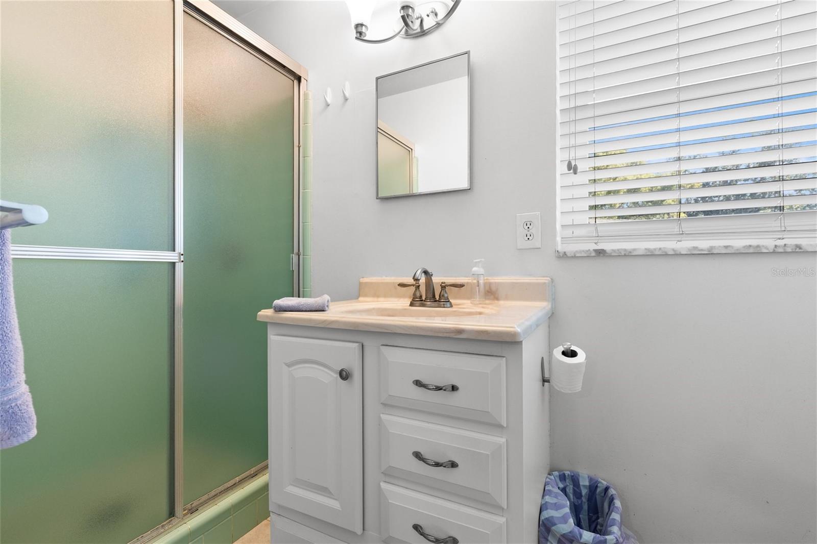 Image 21 of 38 For 1365 Windsor Drive