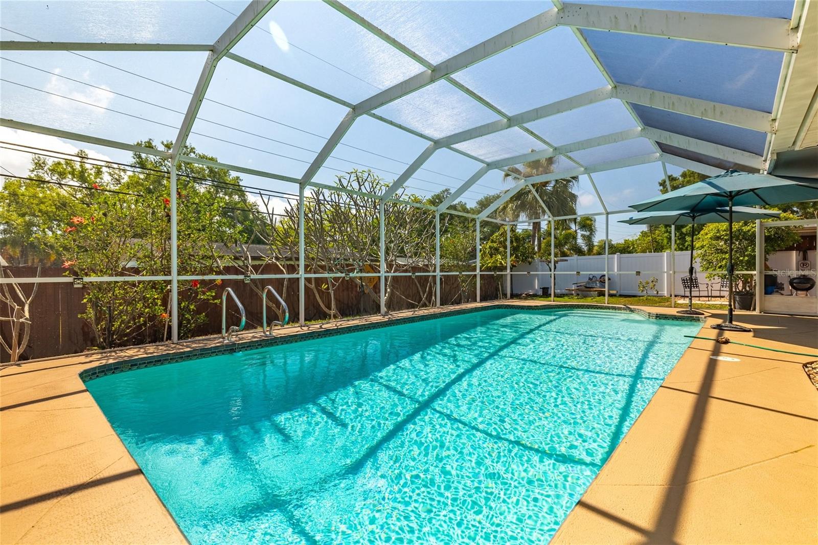 Image 29 of 38 For 1365 Windsor Drive