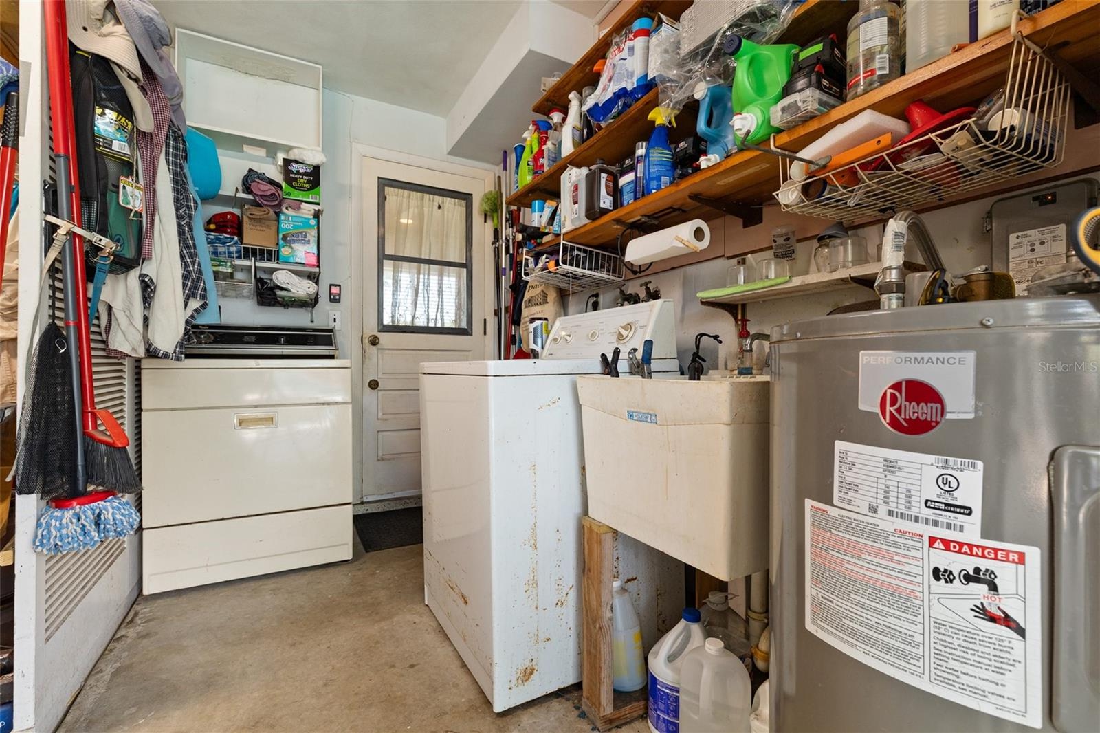 Image 37 of 38 For 1365 Windsor Drive