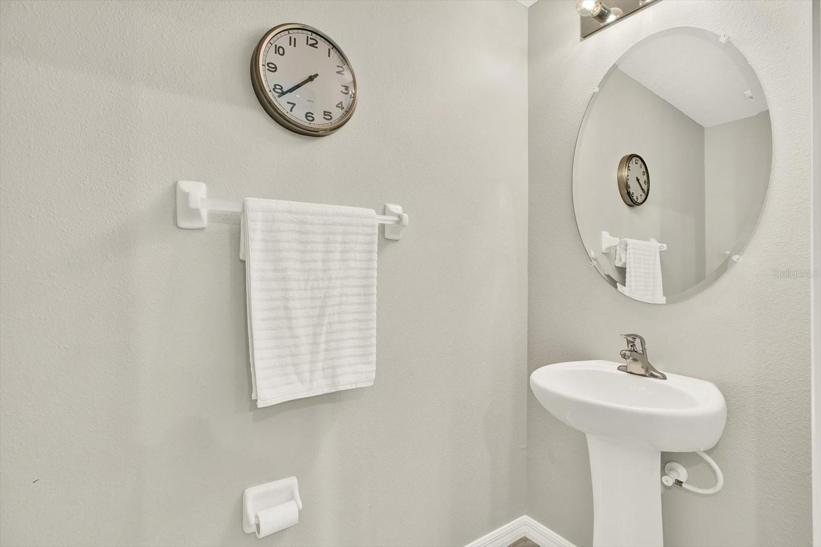 Image 16 of 38 For 16930 Storyline Drive