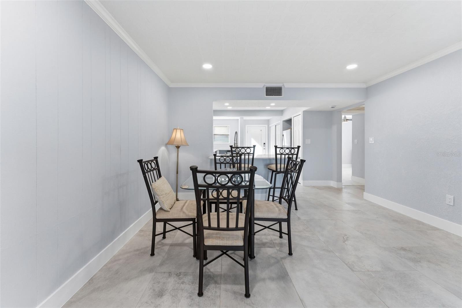 Image 10 of 46 For 220 126th Avenue 1