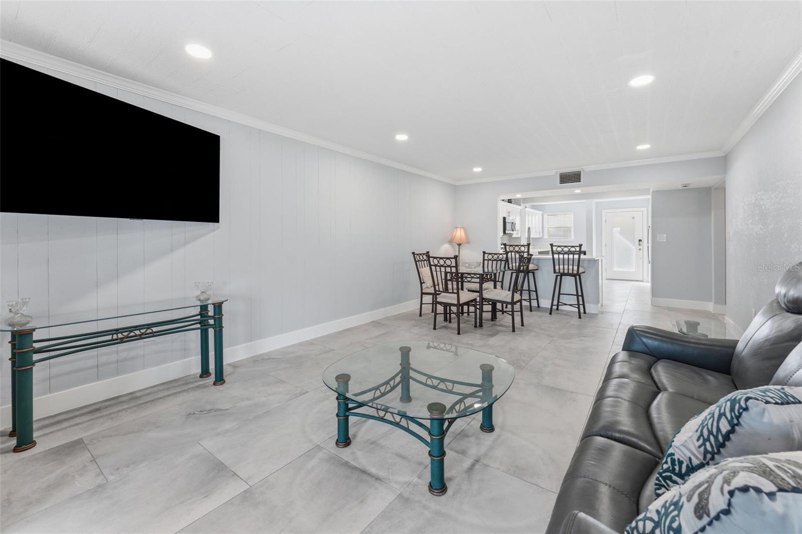 Image 11 of 46 For 220 126th Avenue 1