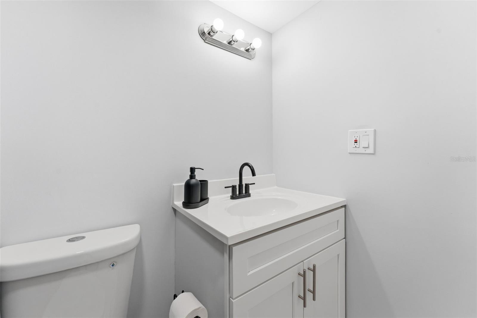 Image 21 of 46 For 220 126th Avenue 1