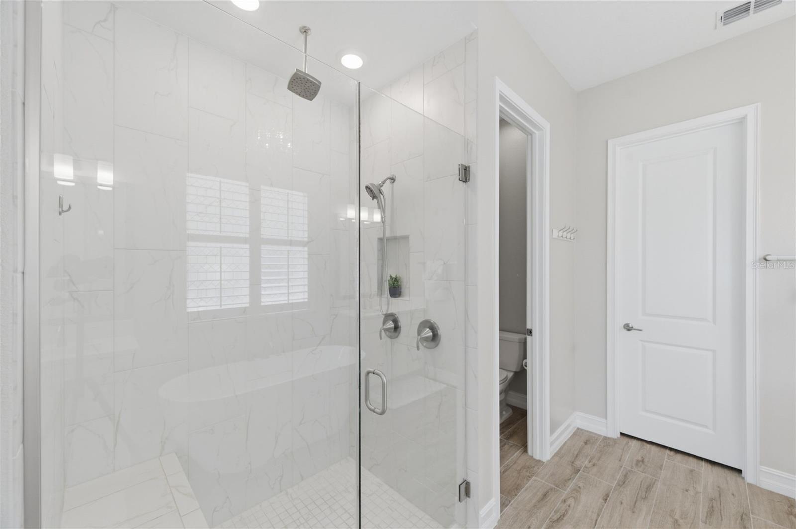 Listing photo id 31 for 29657 Picana Lane