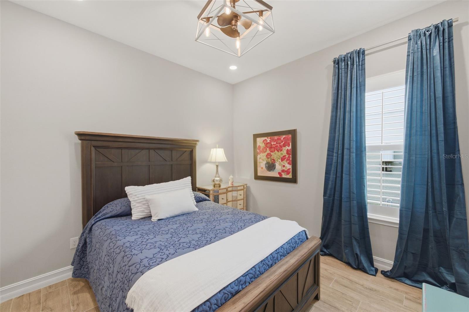 Listing photo id 32 for 29657 Picana Lane