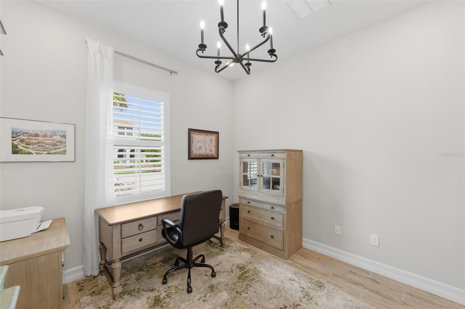 Listing photo id 35 for 29657 Picana Lane