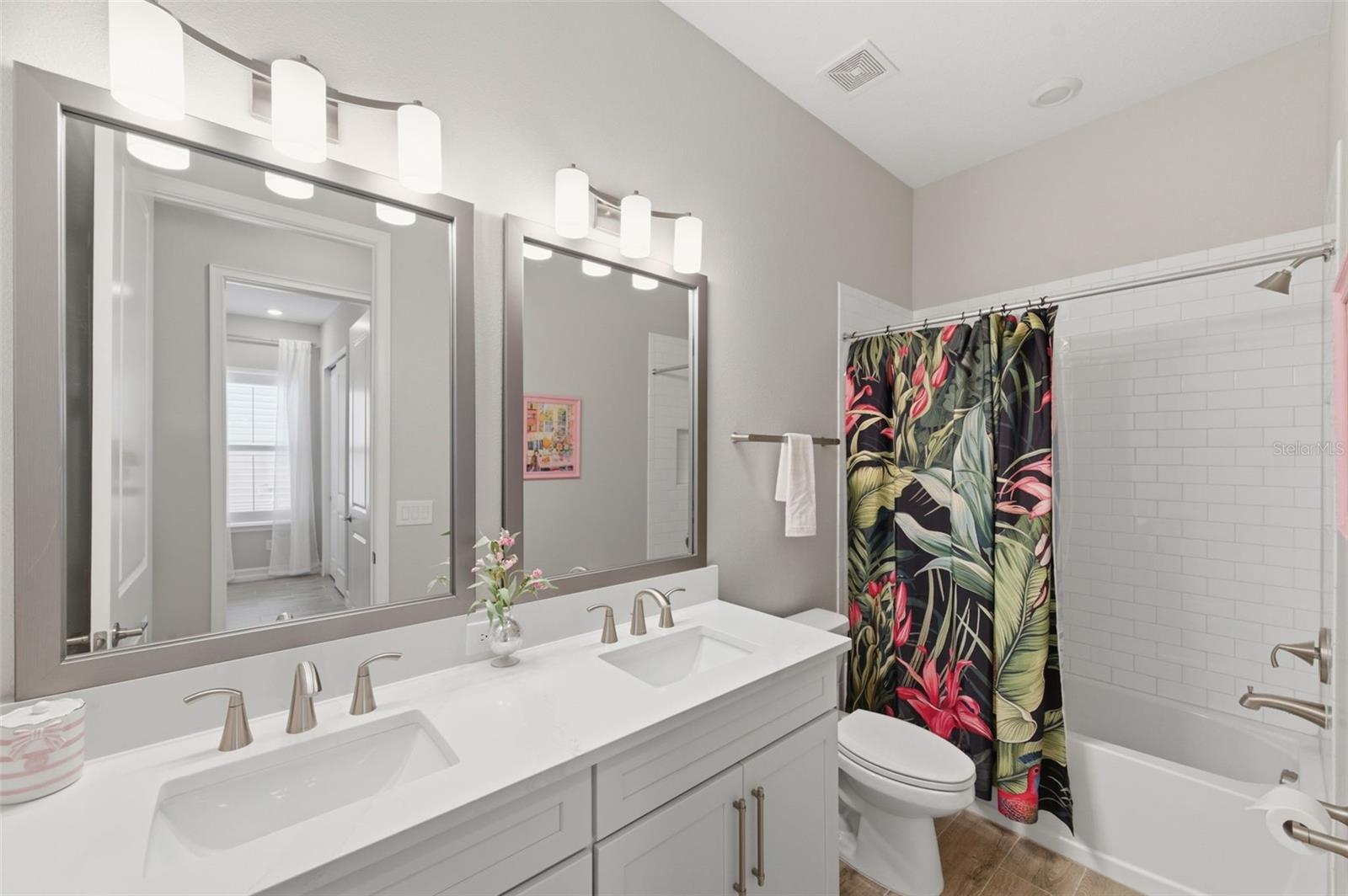 Listing photo id 38 for 29657 Picana Lane