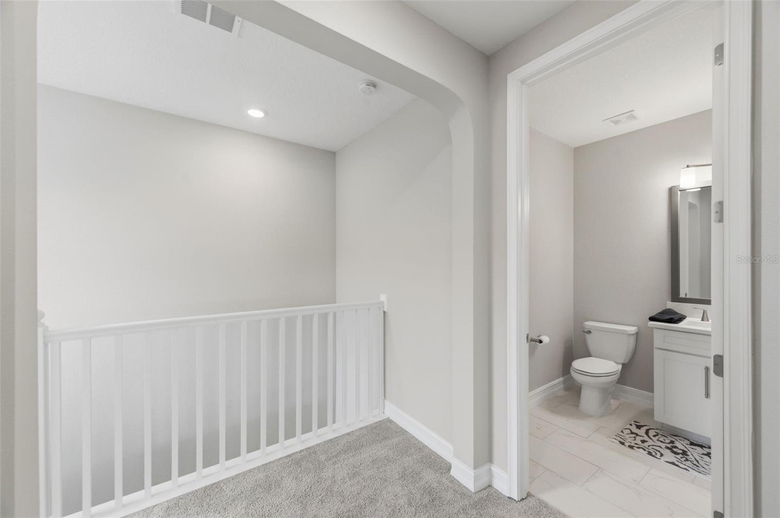 Listing photo id 42 for 29657 Picana Lane