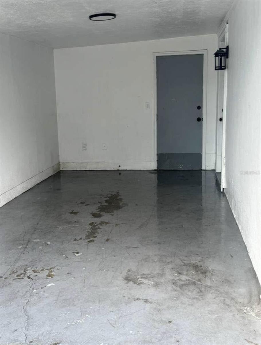 Image 2 of 7 For 6731 Sandra Drive