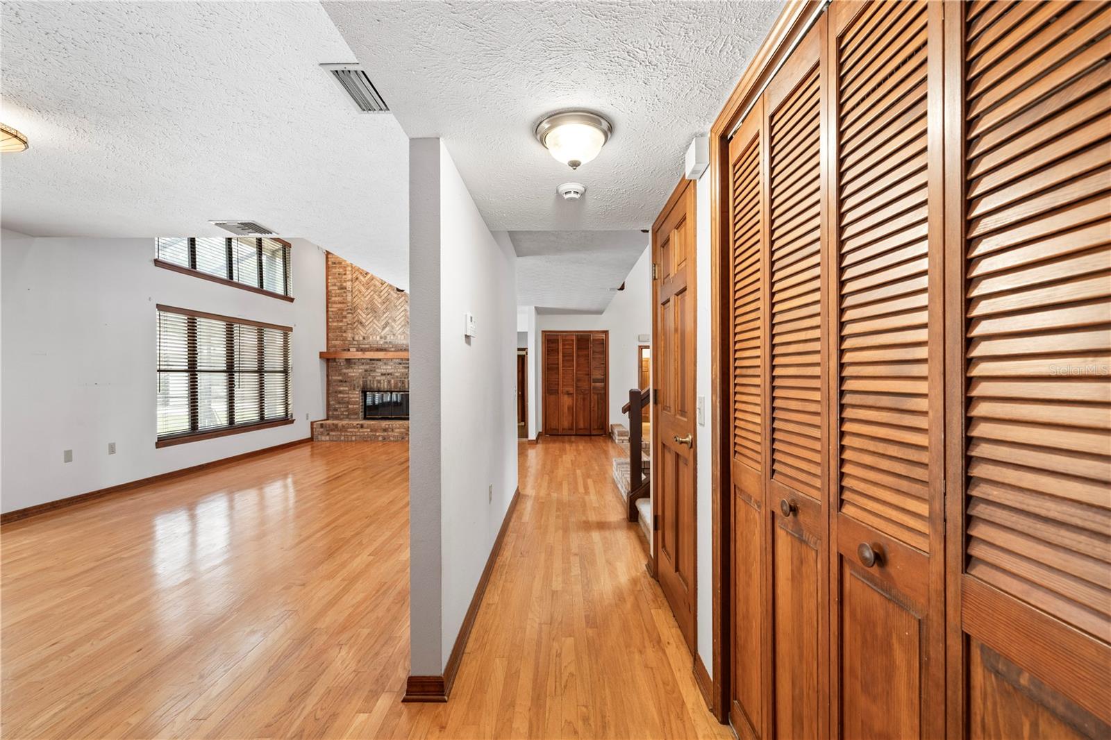 Image 17 of 80 For 3308 Cooper Road